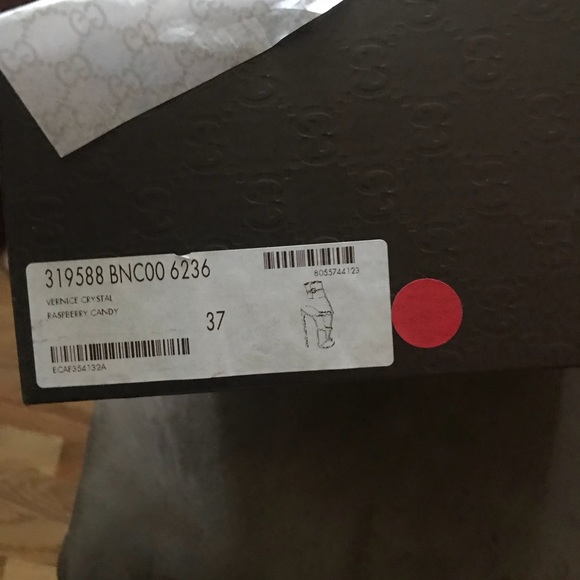 Gucci - Picture 2 of 2